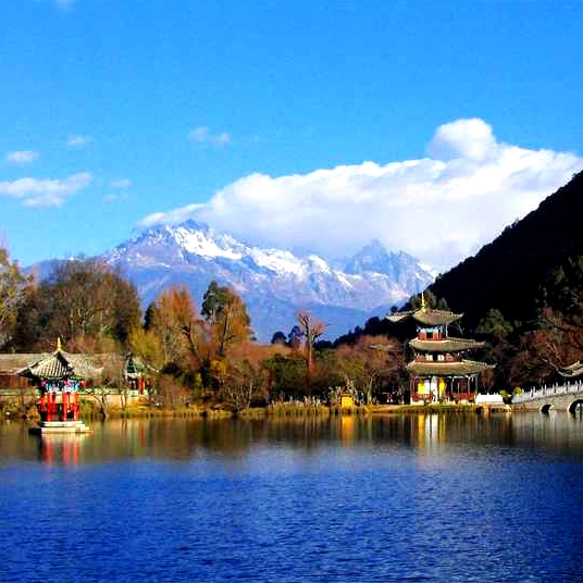 黑龙潭图片,黑龙潭图库,黑龙潭旅游图片