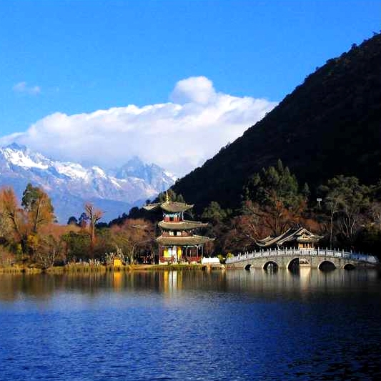 黑龙潭图片,黑龙潭图库,黑龙潭旅游图片