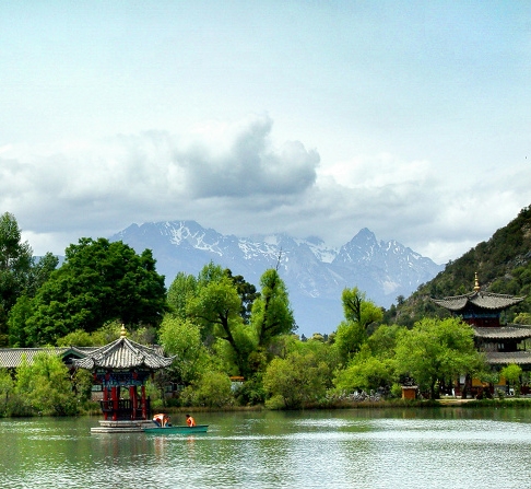 黑龙潭图片,黑龙潭图库,黑龙潭旅游图片