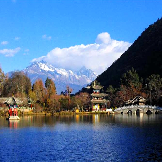 黑龙潭 图片,黑龙潭 图库,黑龙潭 旅游图片