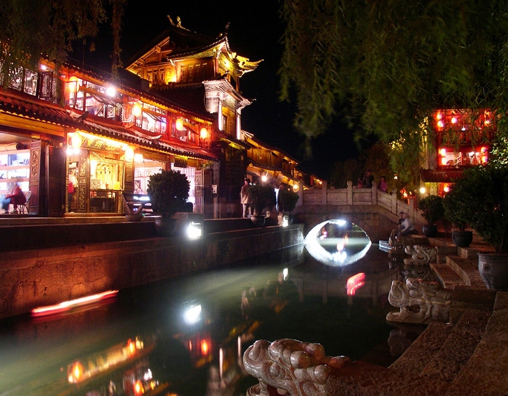 丽江古城夜景图片,丽江古城夜景图库,丽江古城夜景旅游图片