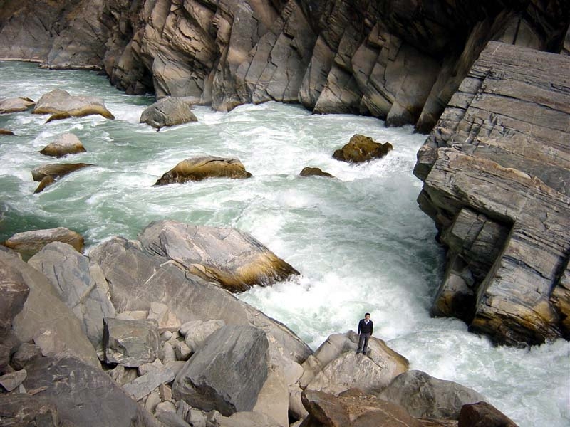 虎跳峡图片,虎跳峡图库,虎跳峡旅游图片