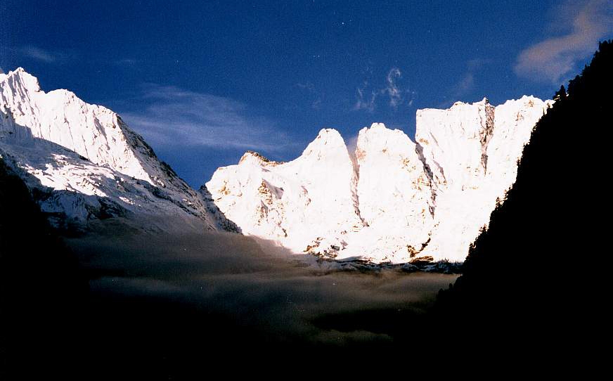 梅里雪山图片,梅里雪山图库,梅里雪山旅游图片