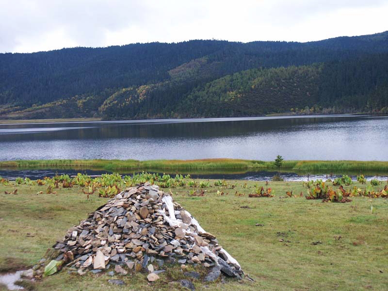 属都湖图片,属都湖图库,属都湖旅游图片