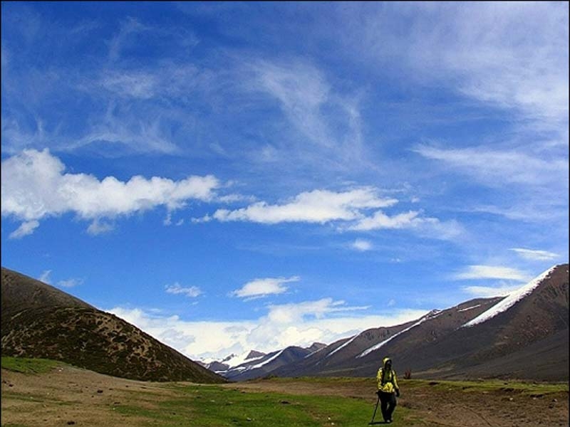 蓝月山谷图片,蓝月山谷图库,蓝月山谷旅游图片