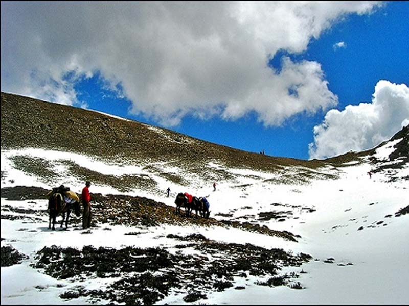 蓝月山谷图片,蓝月山谷图库,蓝月山谷旅游图片