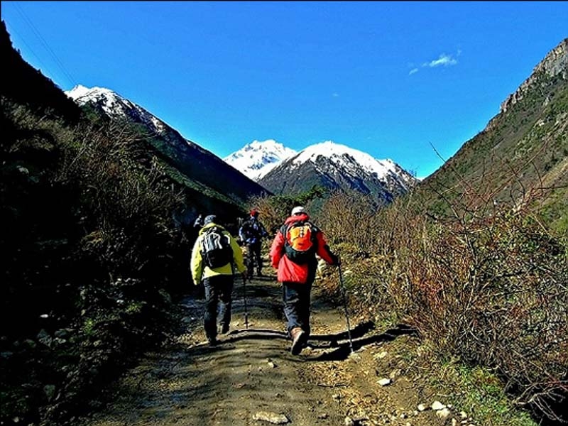 蓝月山谷图片,蓝月山谷图库,蓝月山谷旅游图片