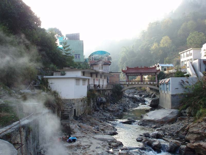 邦腊掌温泉图片,邦腊掌温泉图库,邦腊掌温泉旅游图片