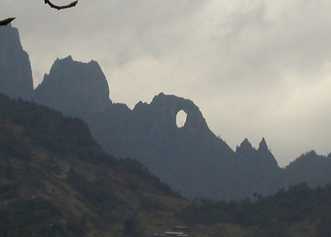 石月亮图片,石月亮图库,石月亮旅游图片