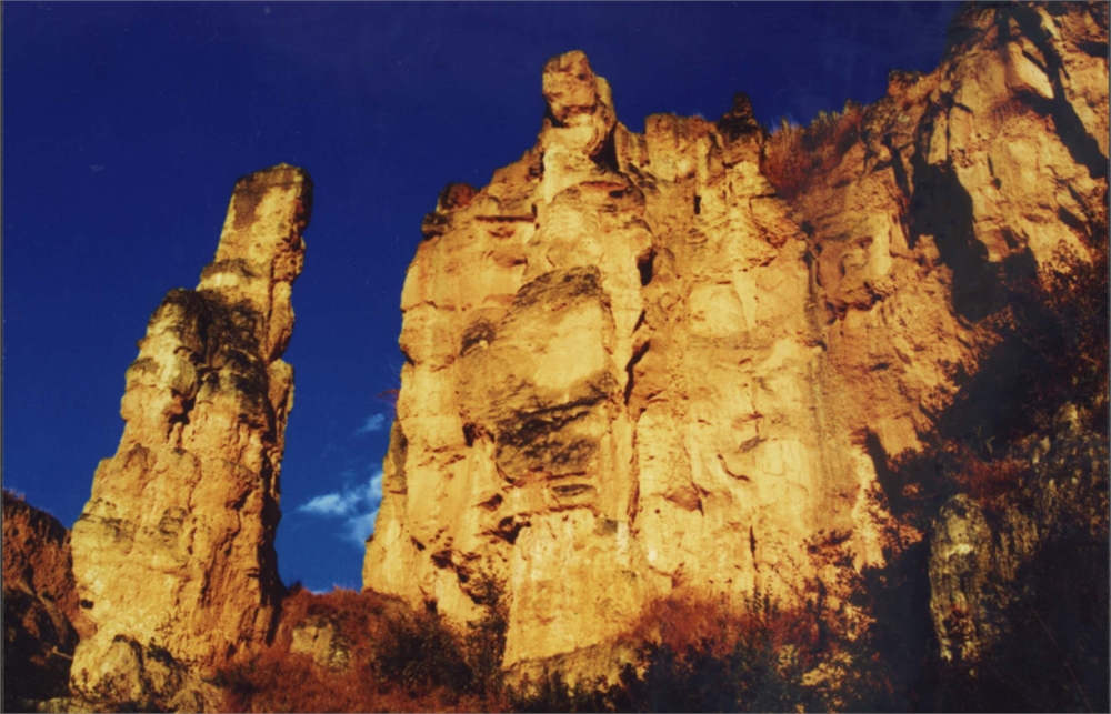 陆良县彩色沙林图片,陆良县彩色沙林图库,陆良县彩色沙林旅游图片