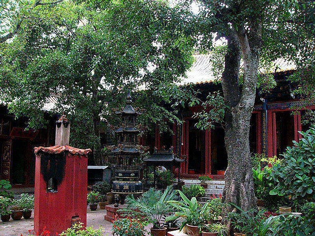 红河燃灯寺图片,红河燃灯寺图库,红河燃灯寺旅游图片