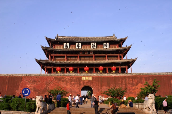 红河建水古城图片,红河建水古城图库,红河建水古城旅游图片