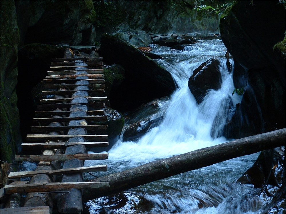 哀劳山图片,哀劳山图库,哀劳山旅游图片