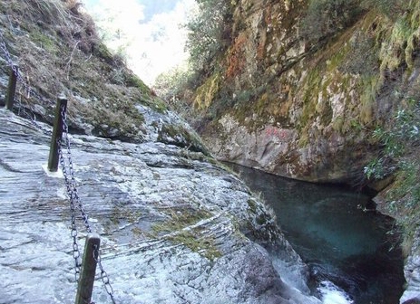 苍山玉带云游路图片,苍山玉带云游路图库,苍山玉带云游路旅游图片