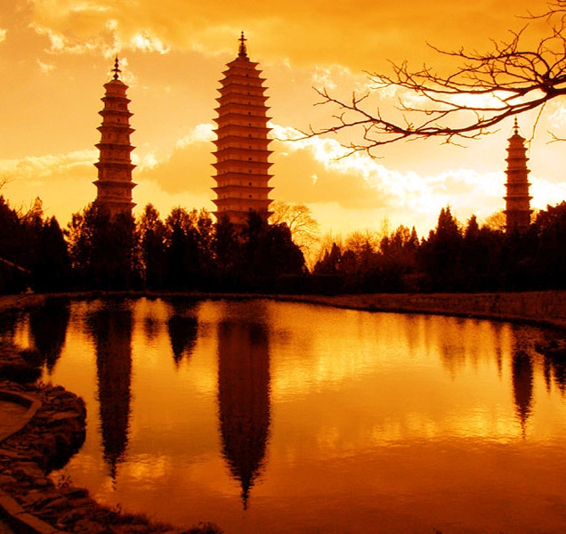 崇圣寺三塔图片,崇圣寺三塔图库,崇圣寺三塔旅游图片