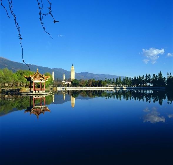 三塔倒影公园 图片,三塔倒影公园 图库,三塔倒影公园 旅游图片