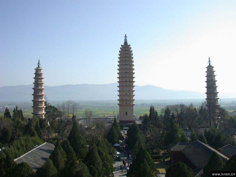 崇圣寺三塔图片,崇圣寺三塔图库,崇圣寺三塔旅游图片